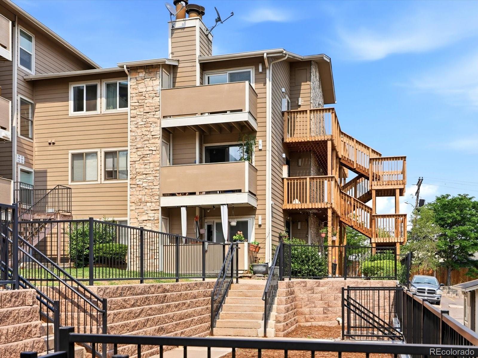 2929 W Floyd Avenue Unit: 323
