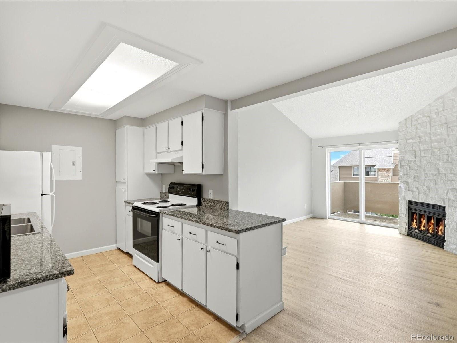 2929 W Floyd Avenue Unit: 323