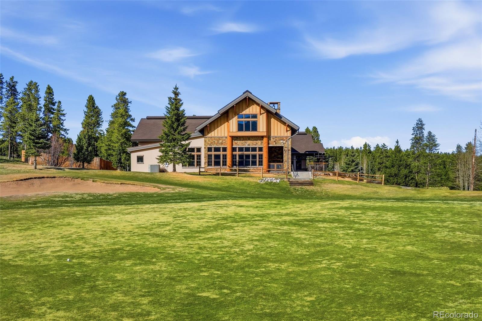 930 GCR 511/Golf Course Circle