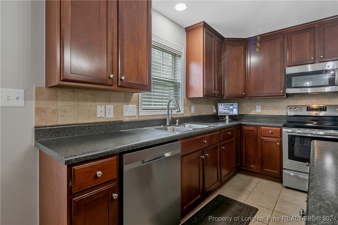6020 Ecru Court
