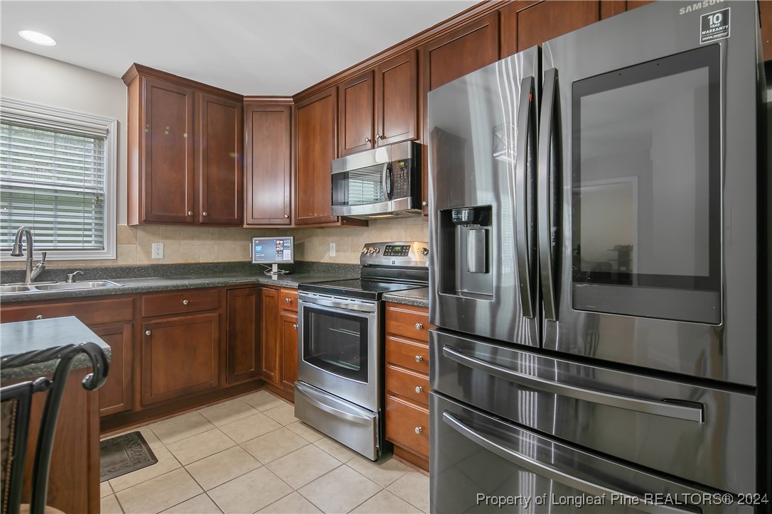 6020 Ecru Court