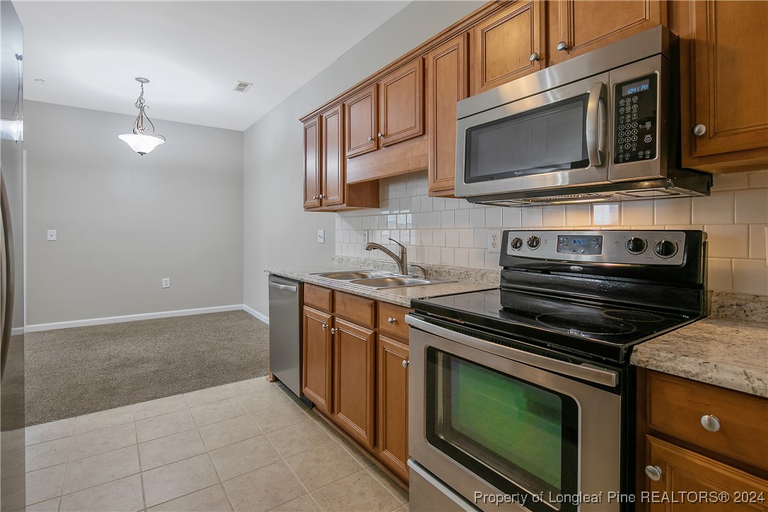 635 Marshtree Lane 201