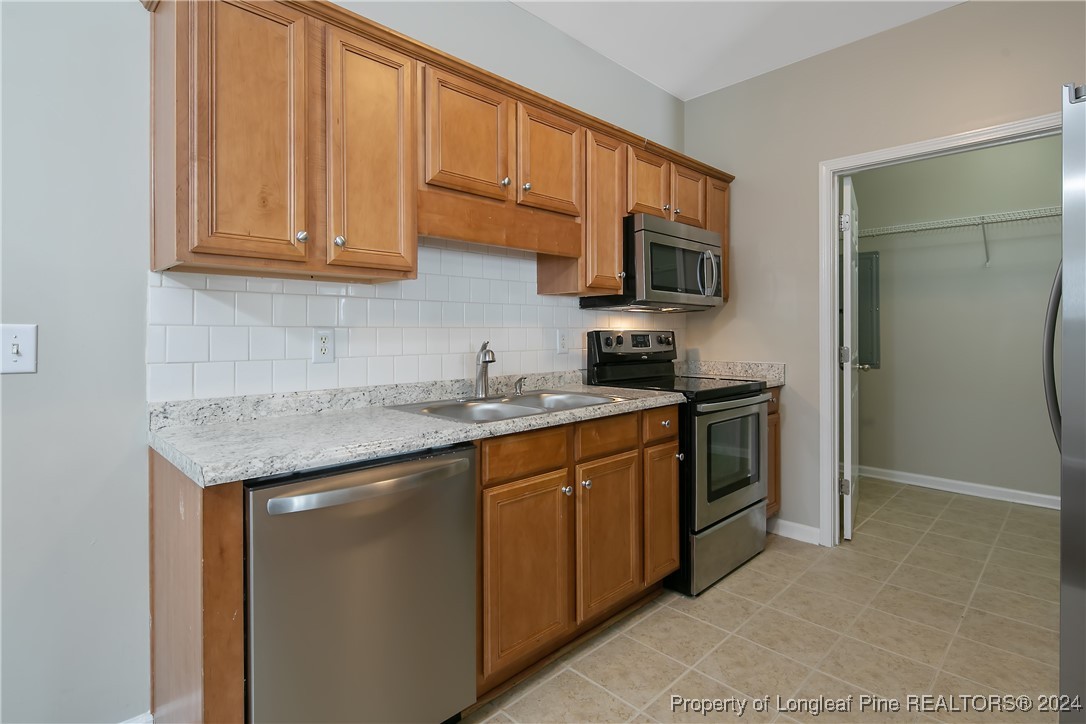 635 Marshtree Lane 201