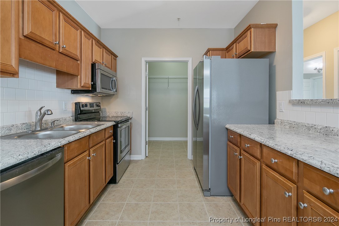 635 Marshtree Lane 201