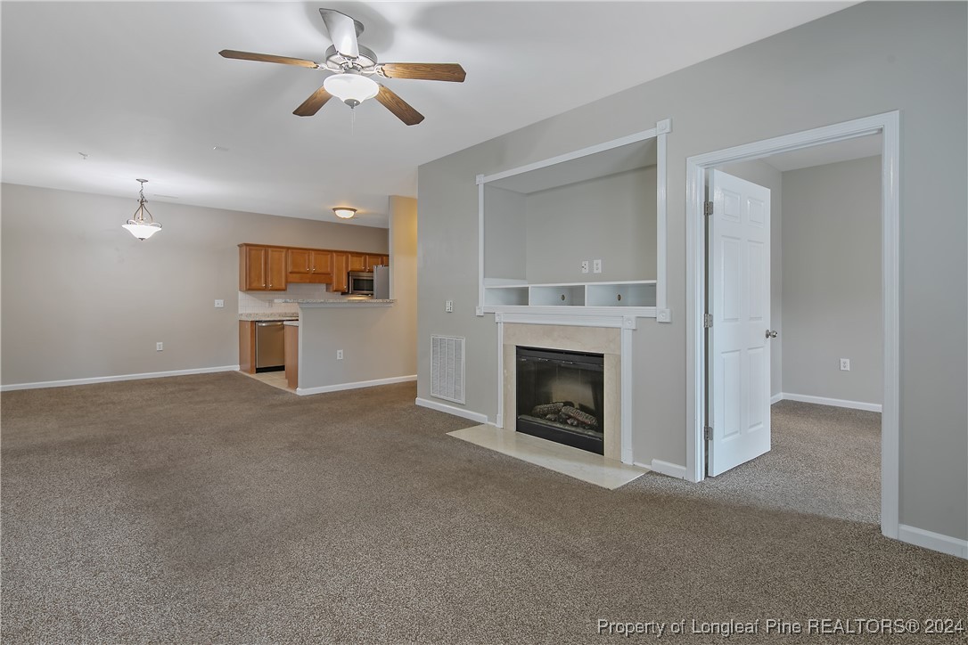 635 Marshtree Lane 201