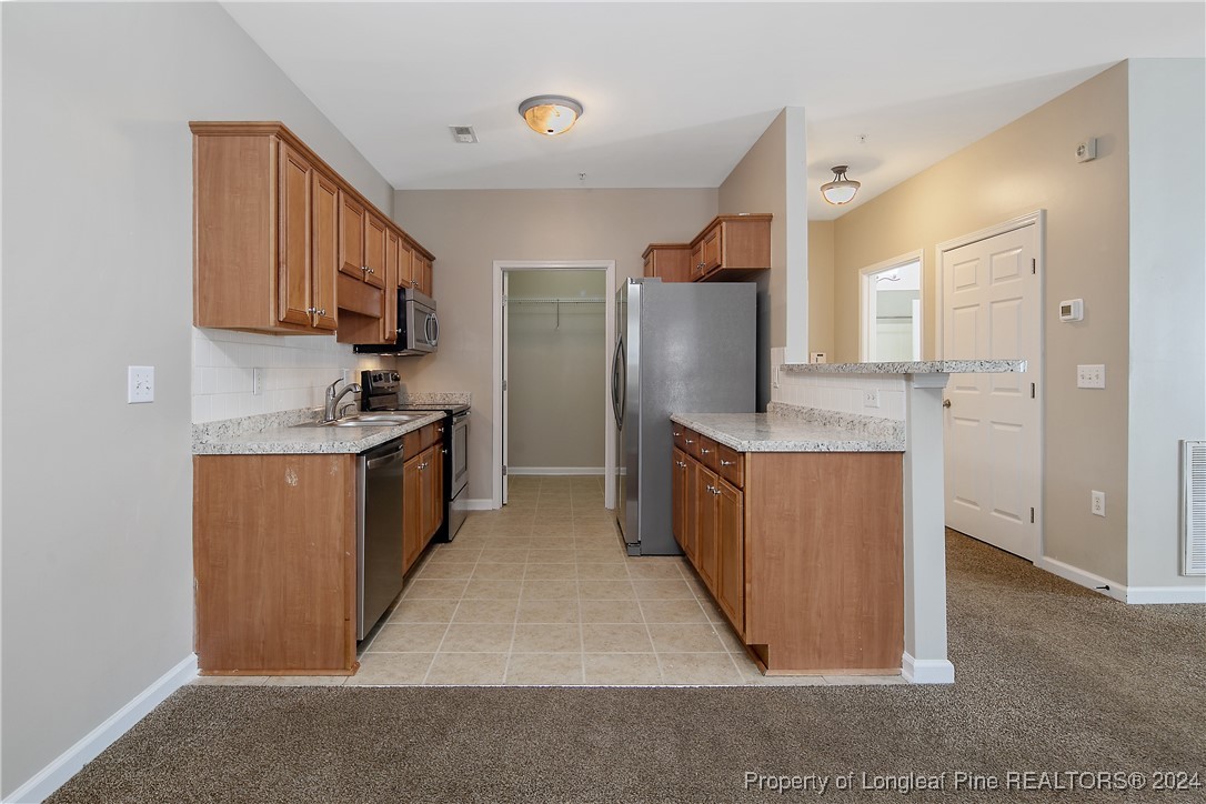 635 Marshtree Lane 201