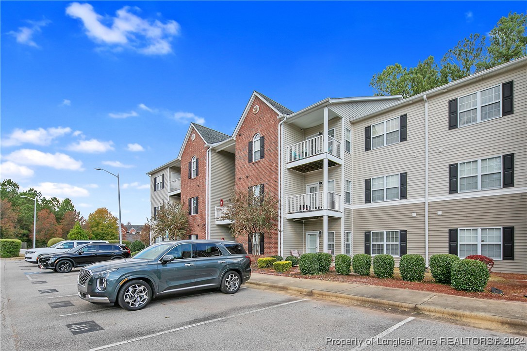 635 Marshtree Lane 201