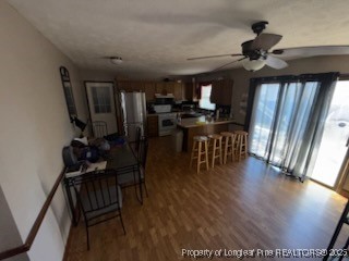 6916 Calamar Drive