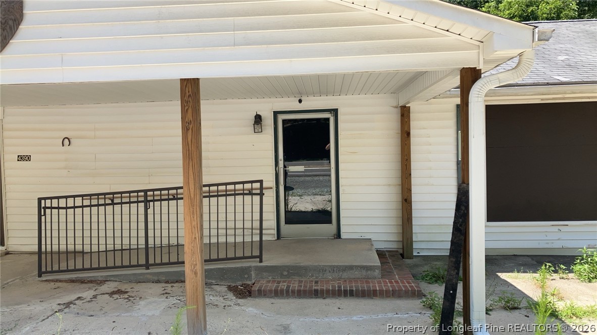 4390 Oxford Road