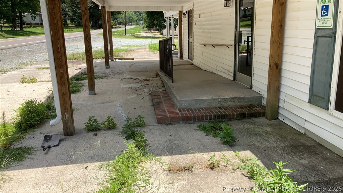4390 Oxford Road
