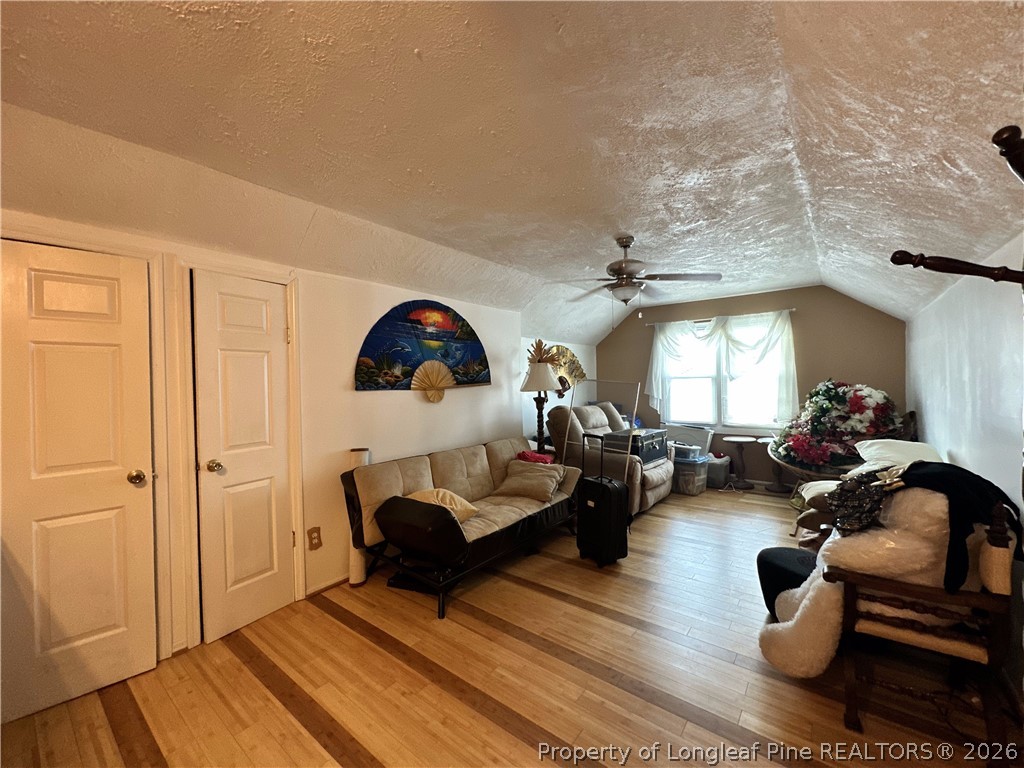 1147 Hallberry Drive