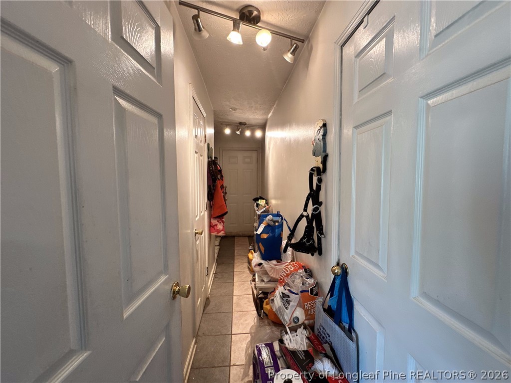 1147 Hallberry Drive