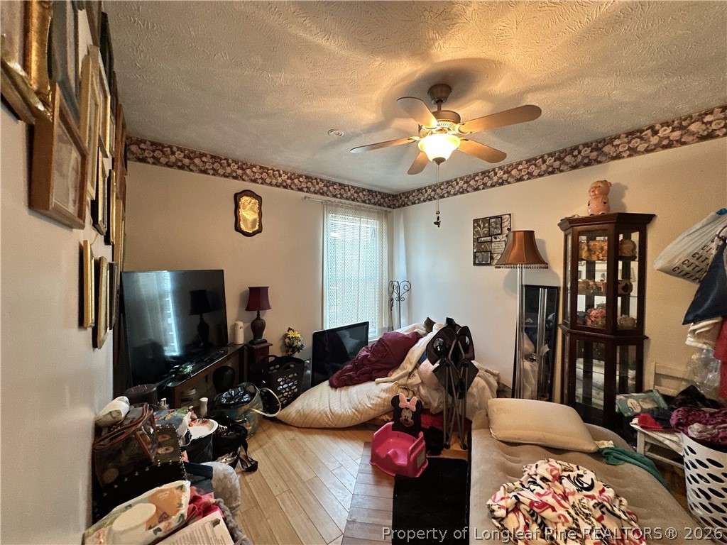 1147 Hallberry Drive