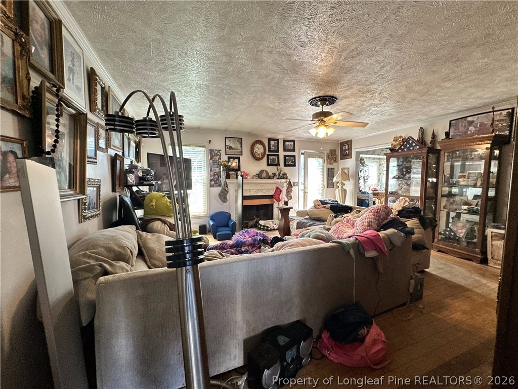 1147 Hallberry Drive