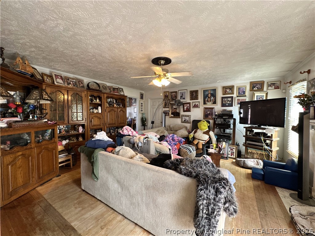 1147 Hallberry Drive