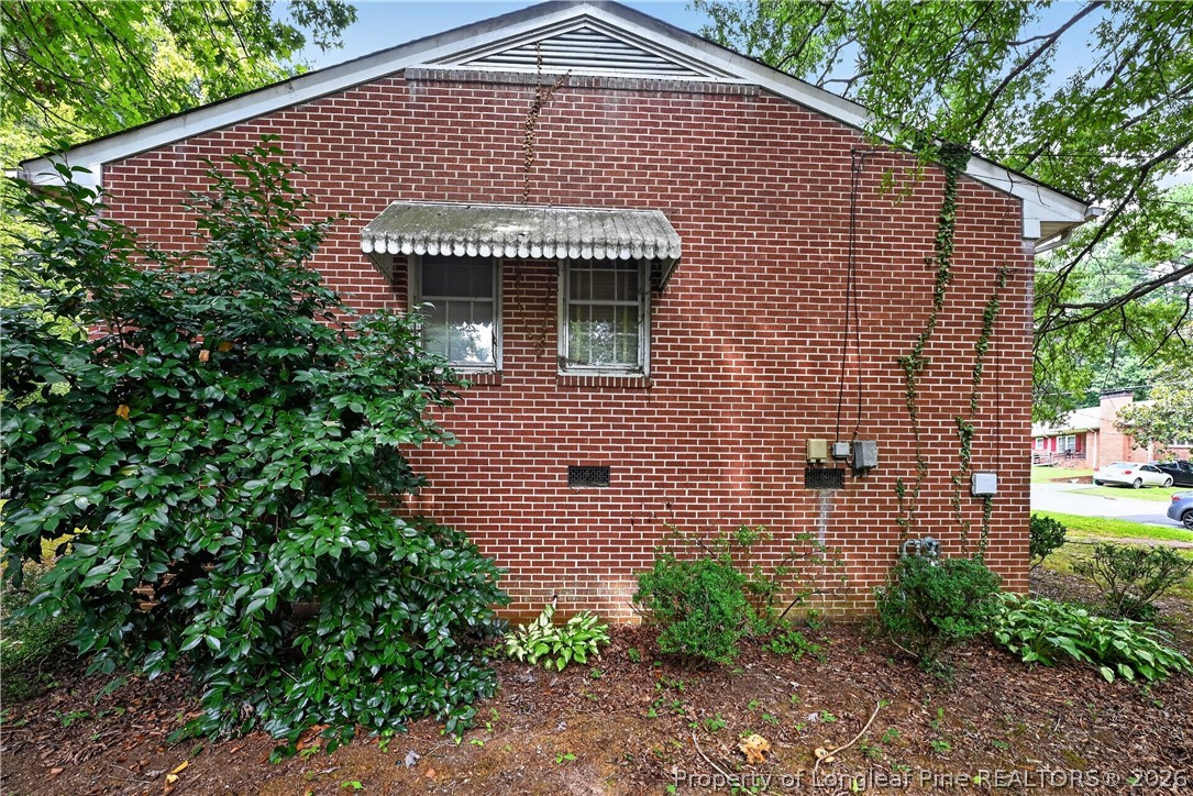 1053 Hargrove Street