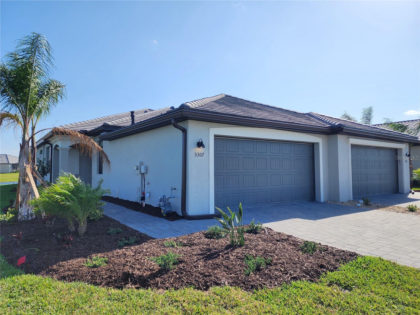 5307 WHITE SAND CV