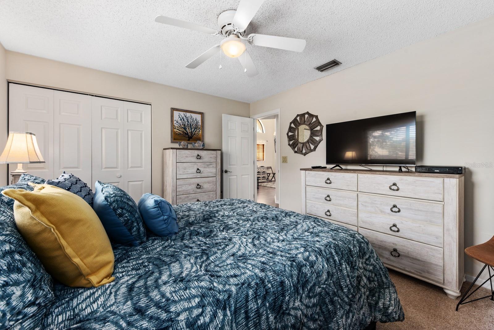 5656 ASHTON LAKE DR #5656