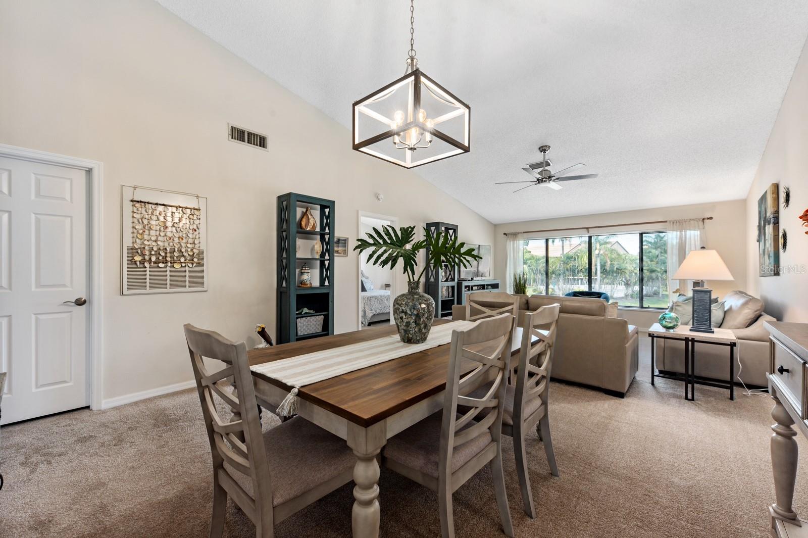 5656 ASHTON LAKE DR #5656