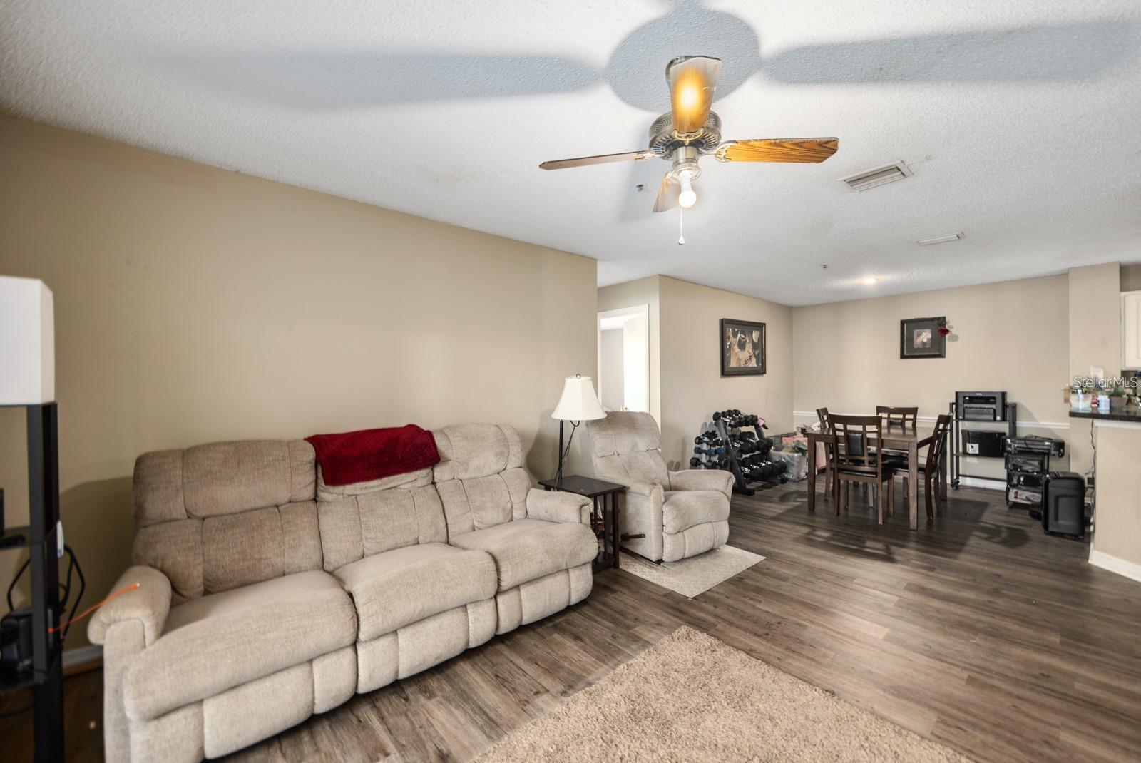4045 CROCKERS LAKE BLVD #11