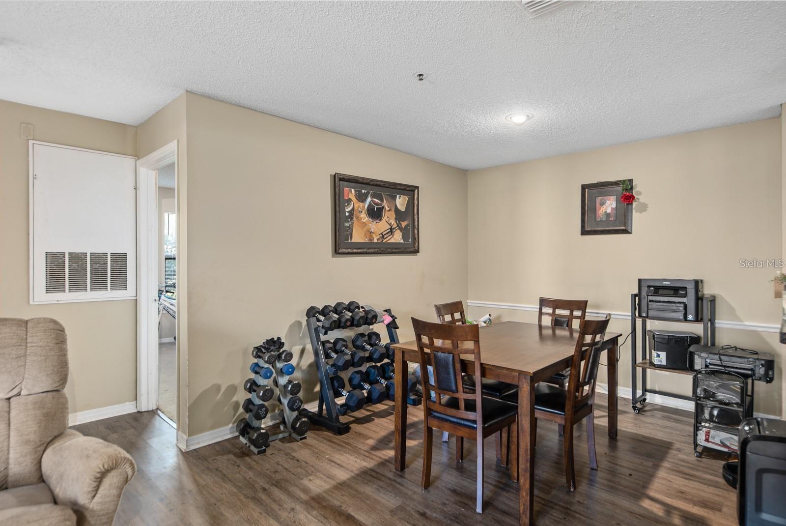 4045 CROCKERS LAKE BLVD #11