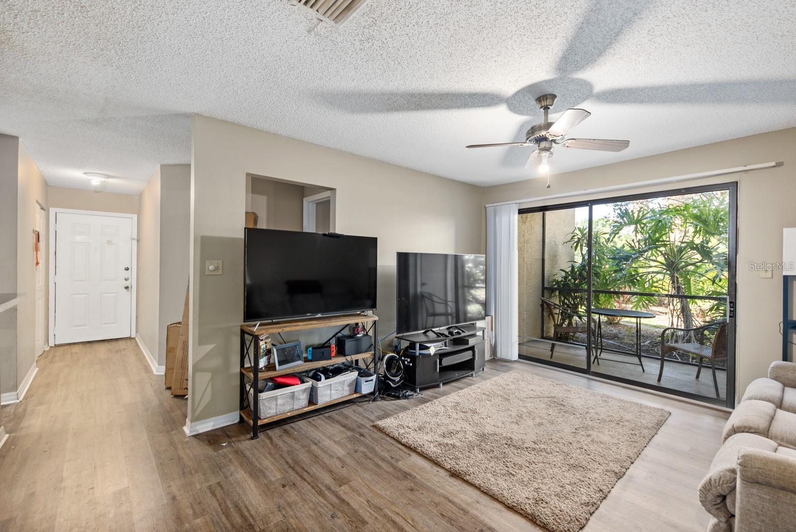 4045 CROCKERS LAKE BLVD #11