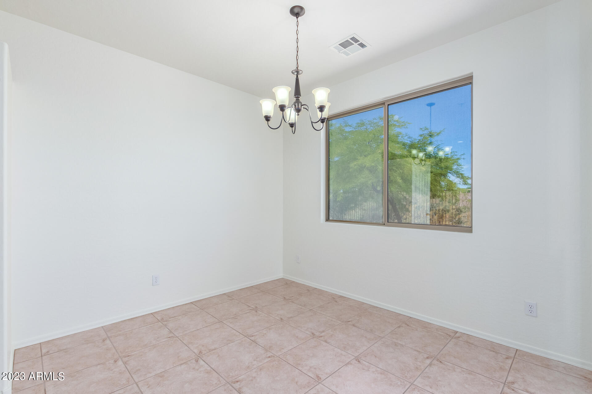7368 E DESERT VISTA Road