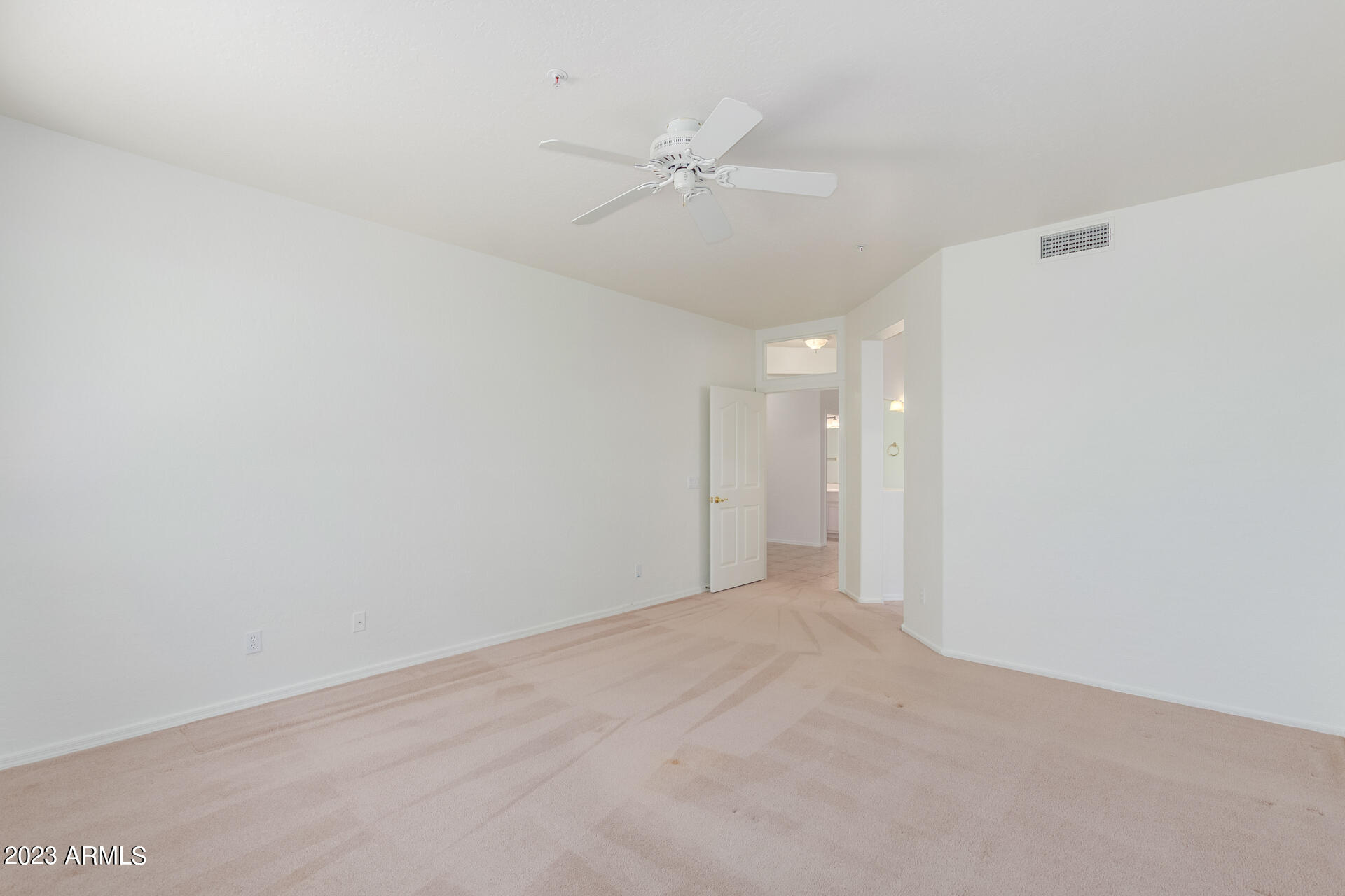 7368 E DESERT VISTA Road