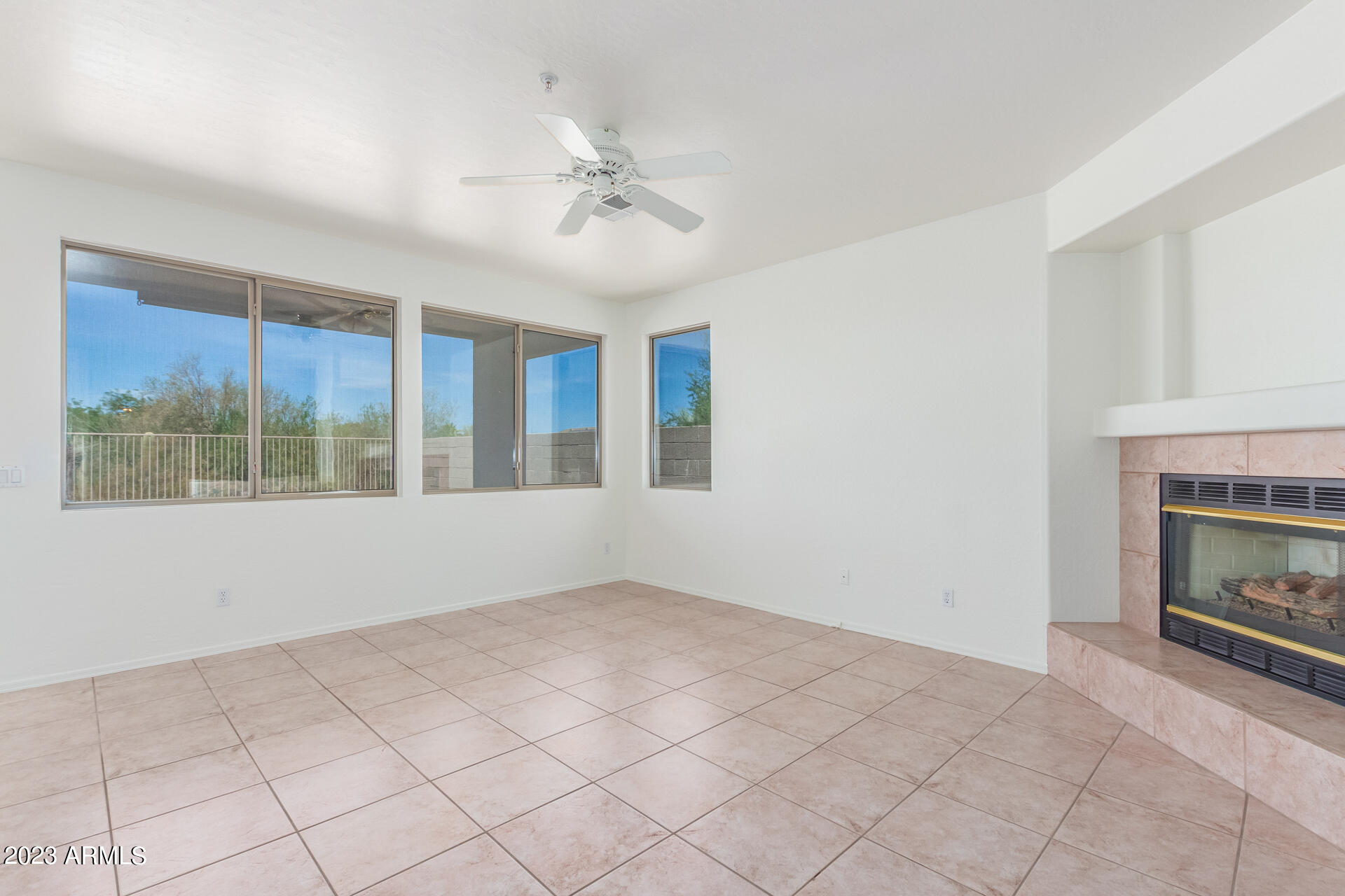 7368 E DESERT VISTA Road