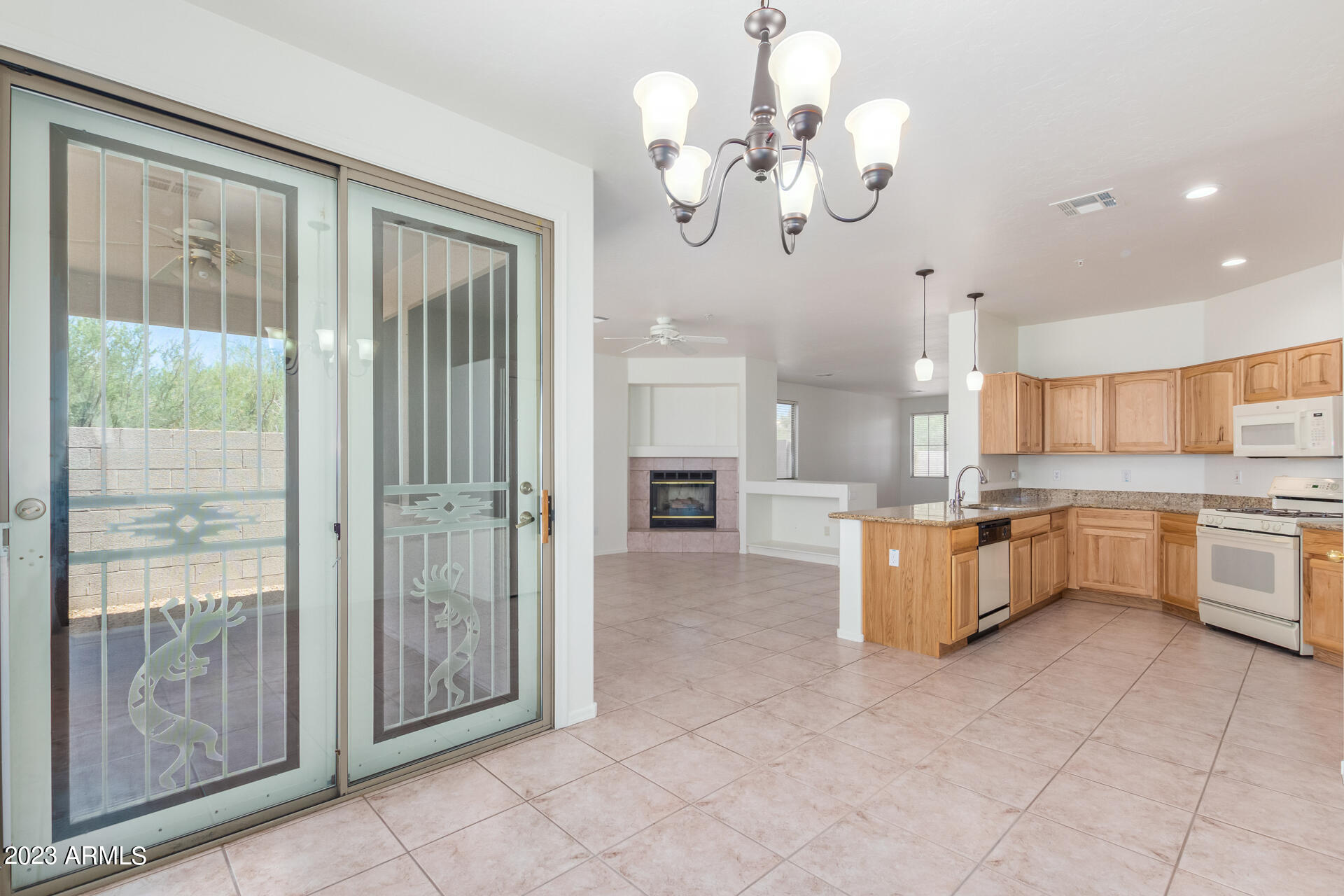 7368 E DESERT VISTA Road