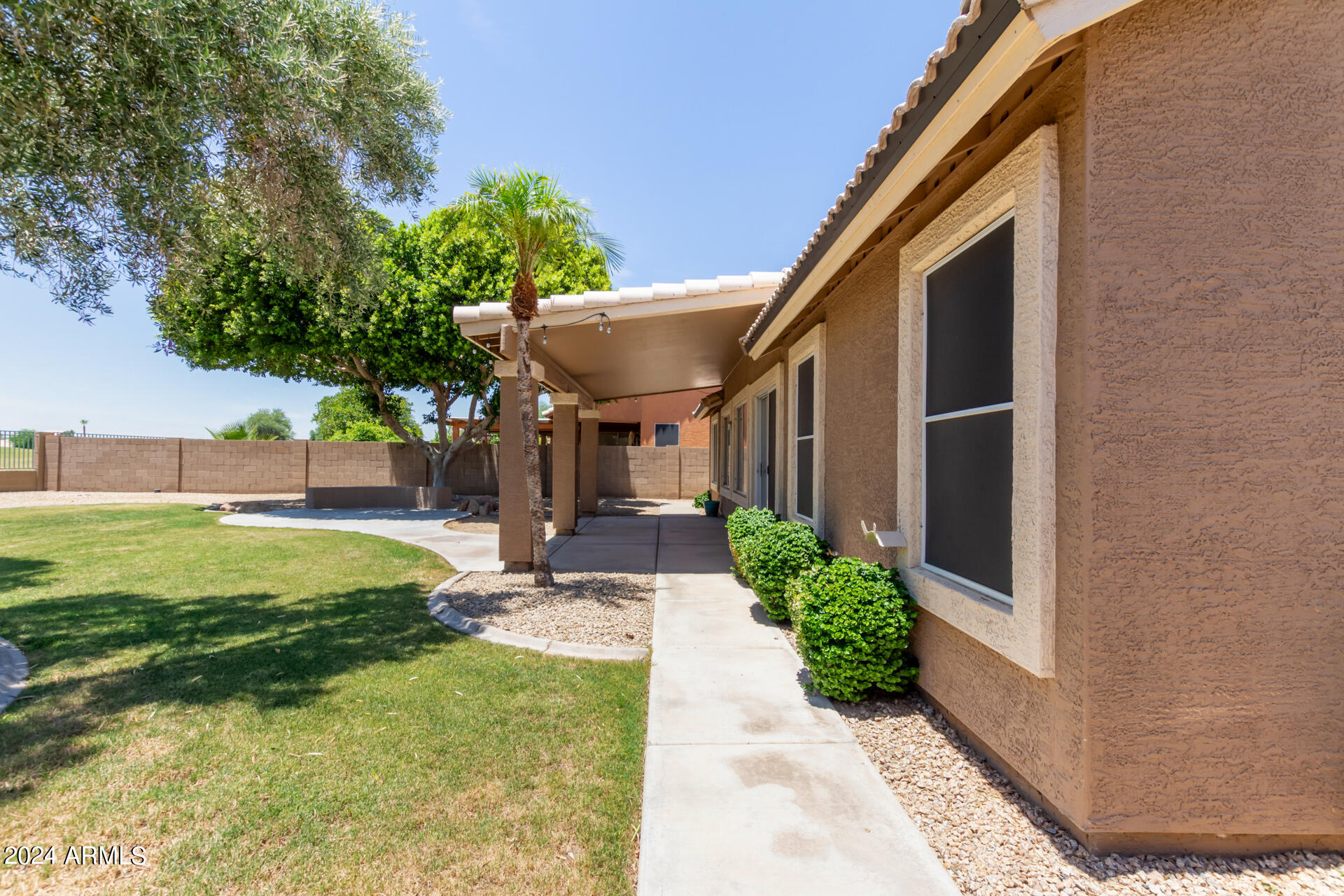 13213 W WILSHIRE Drive