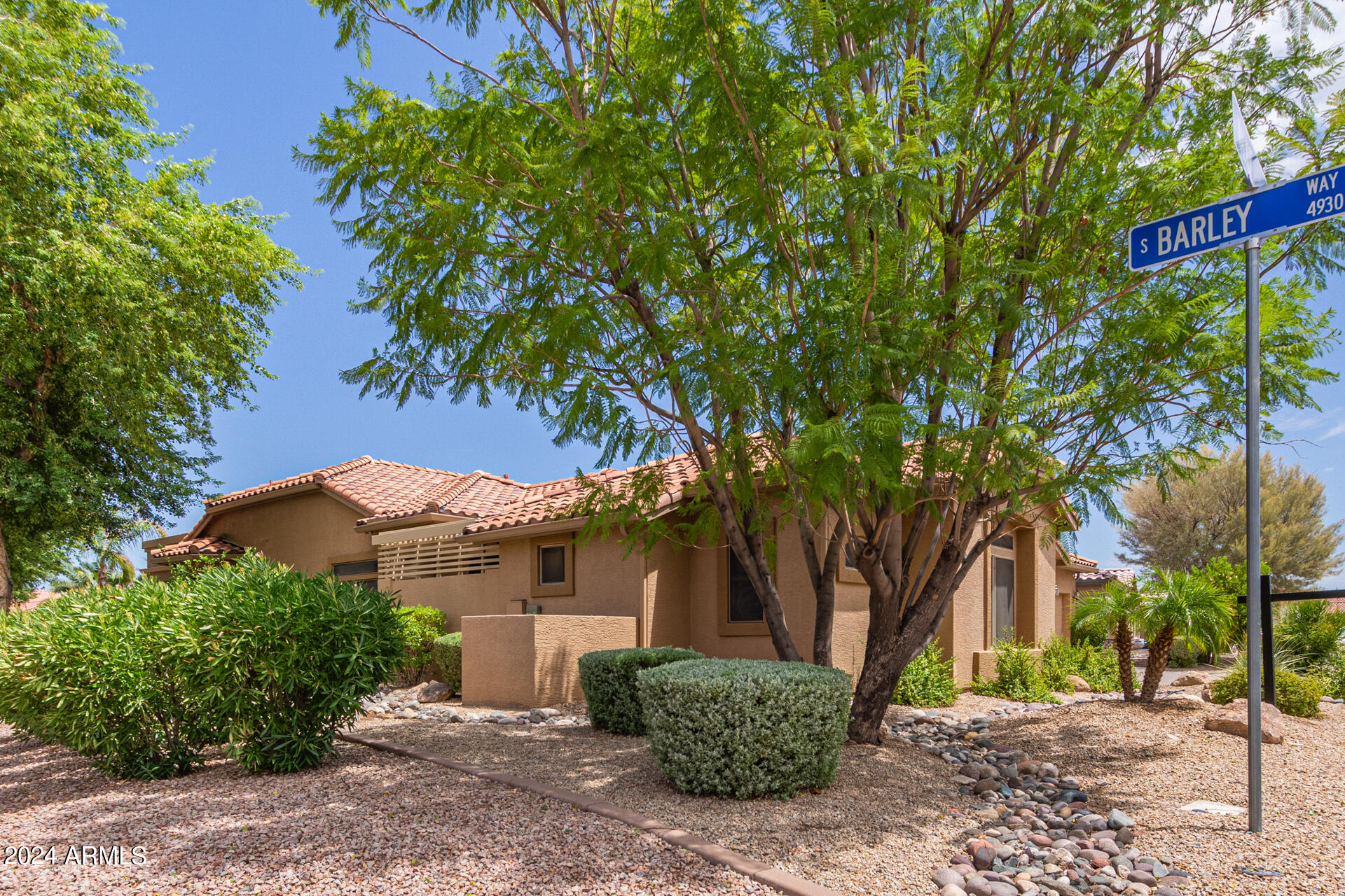 4118 E WALNUT Road