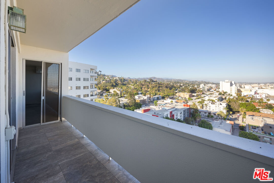 7250 Franklin Ave Unit: 1209