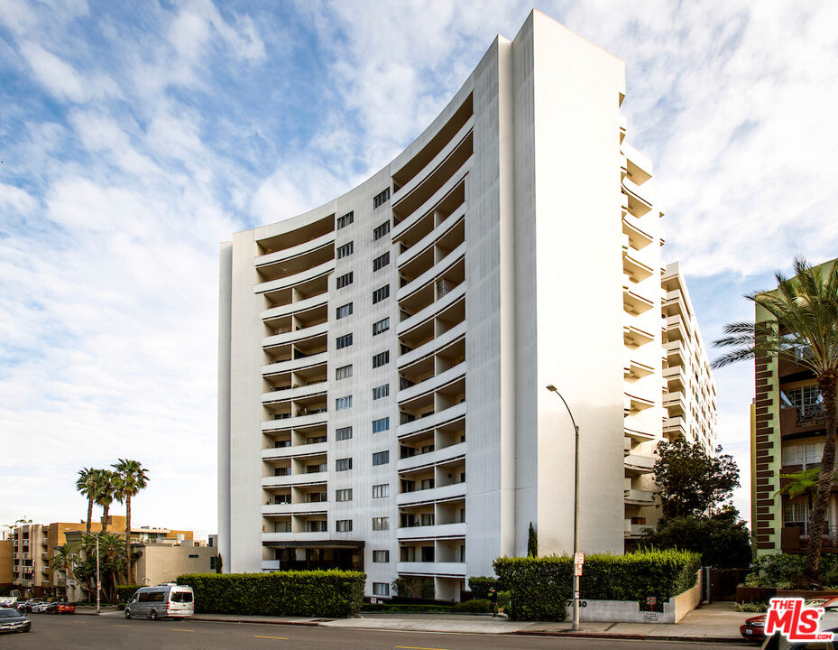 7250 Franklin Ave Unit: 1209