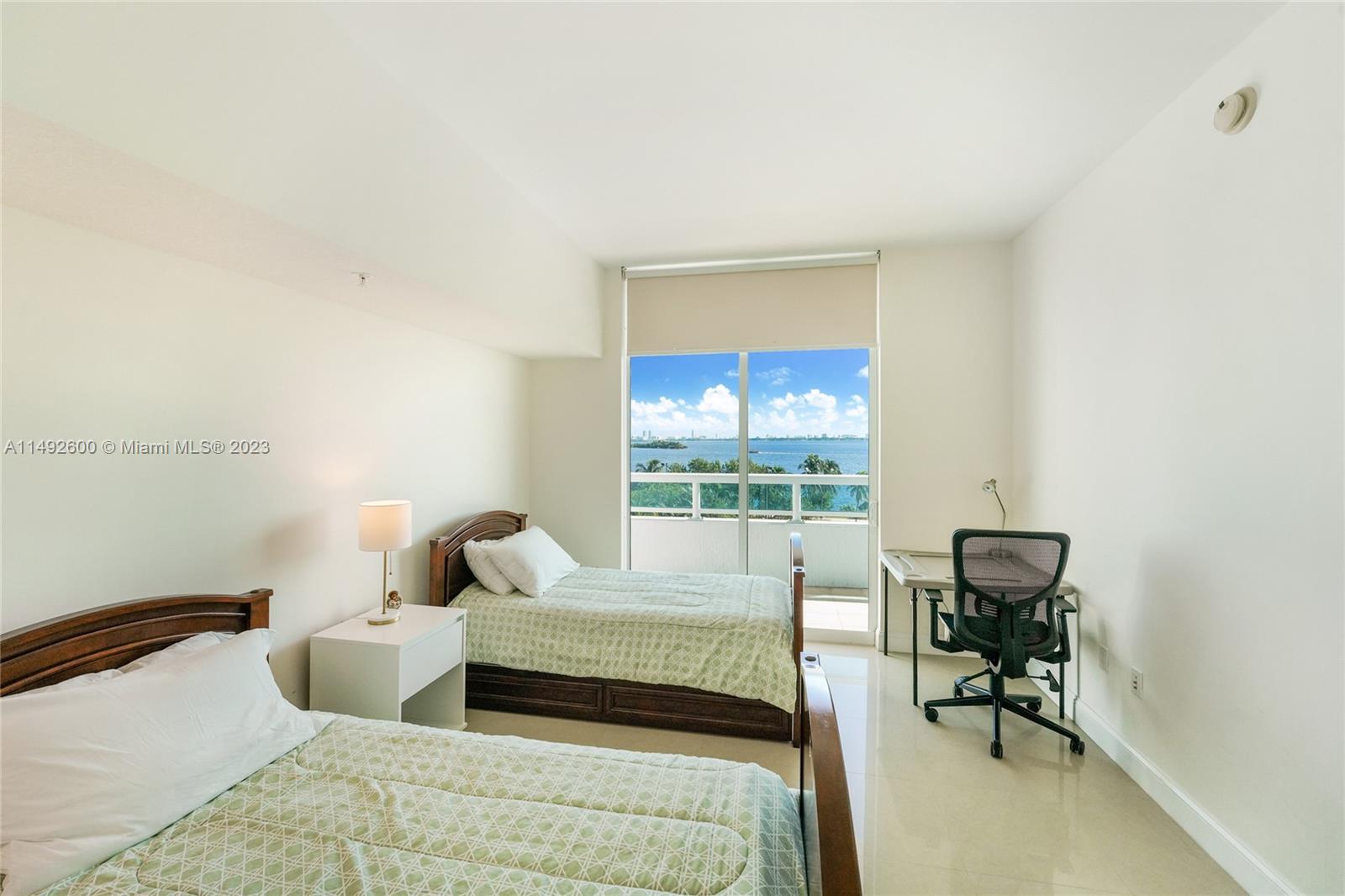 1800 N Bayshore Dr # 507