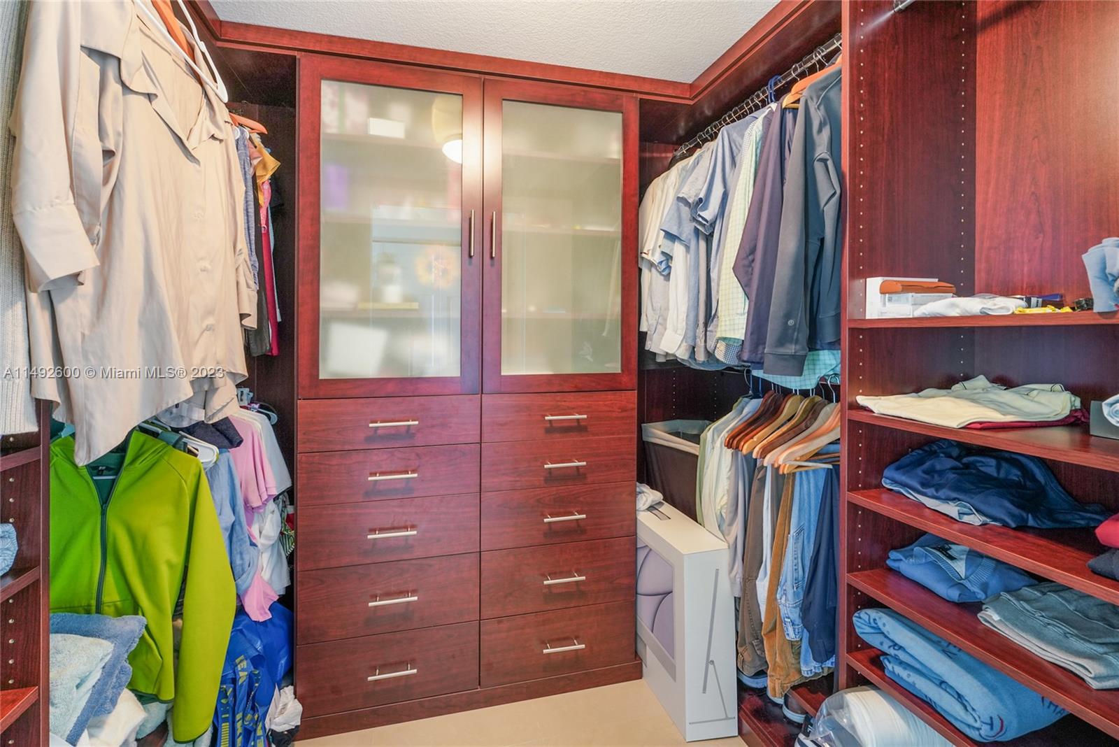 1800 N Bayshore Dr # 507