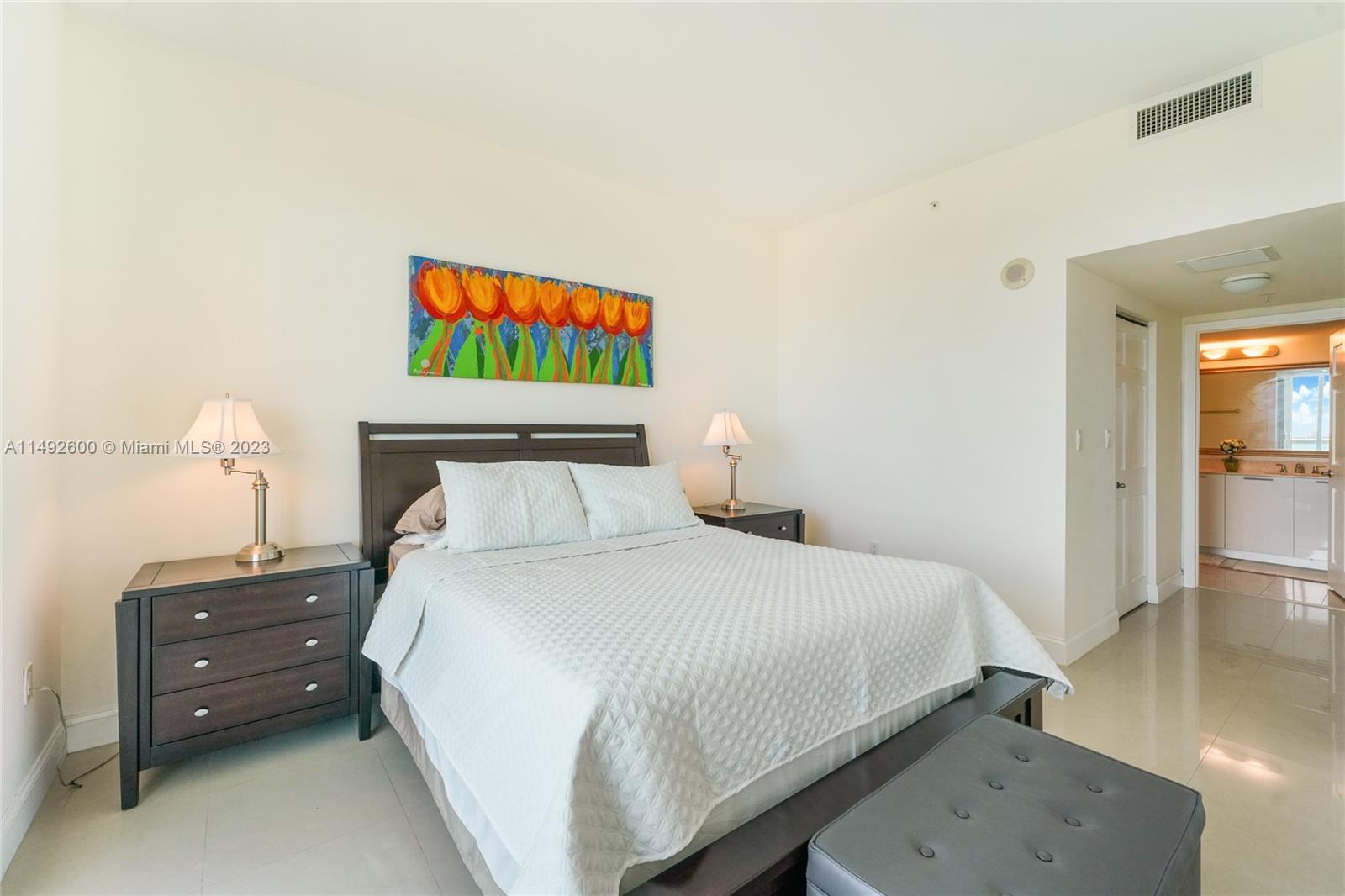 1800 N Bayshore Dr # 507