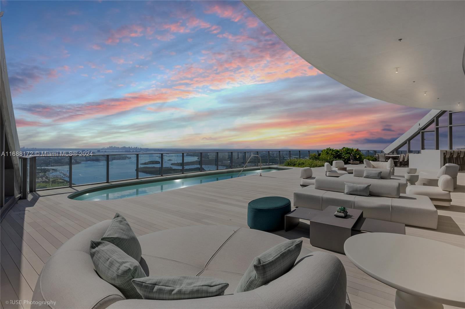 15701 Collins Ave # 5101