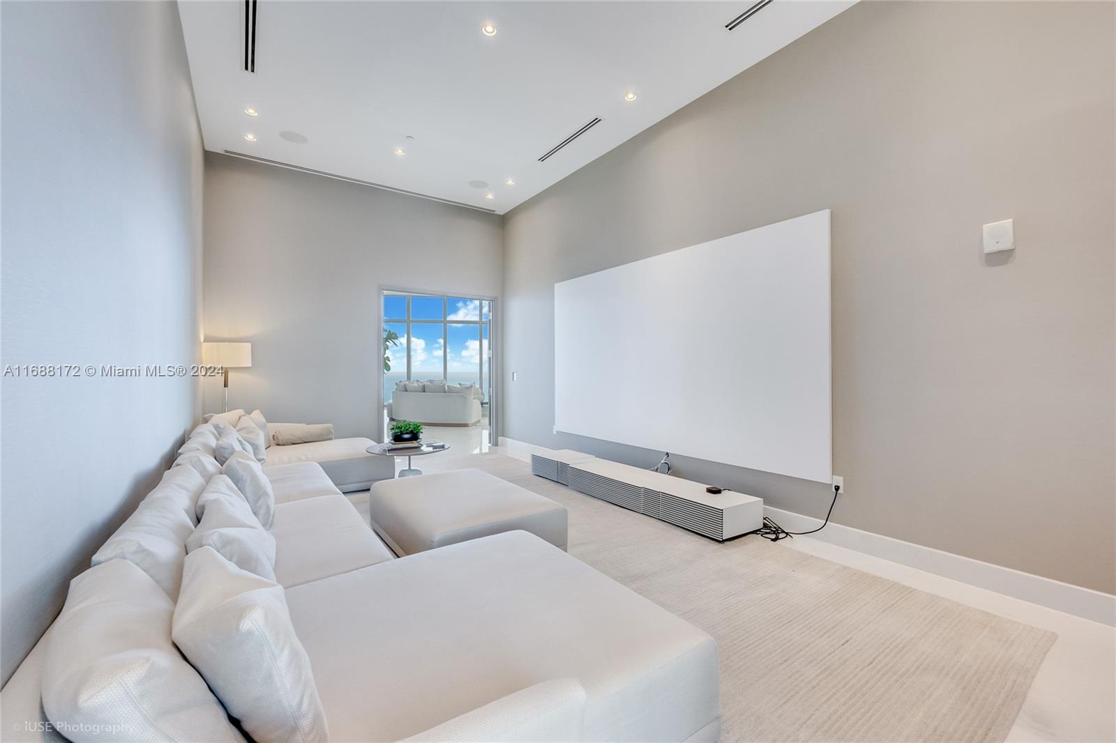 15701 Collins Ave # 5101