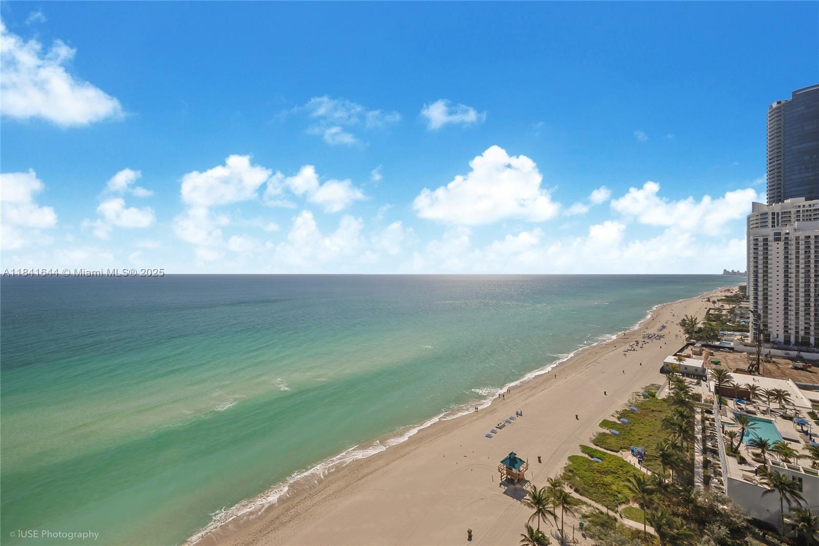 18975 Collins Ave # 1400