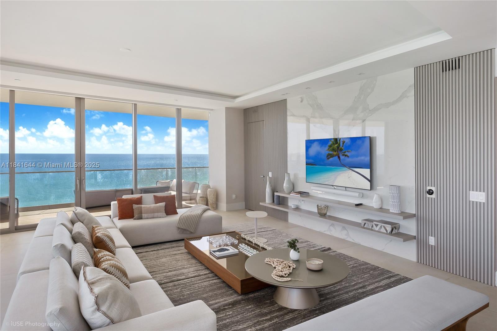 18975 Collins Ave # 1400