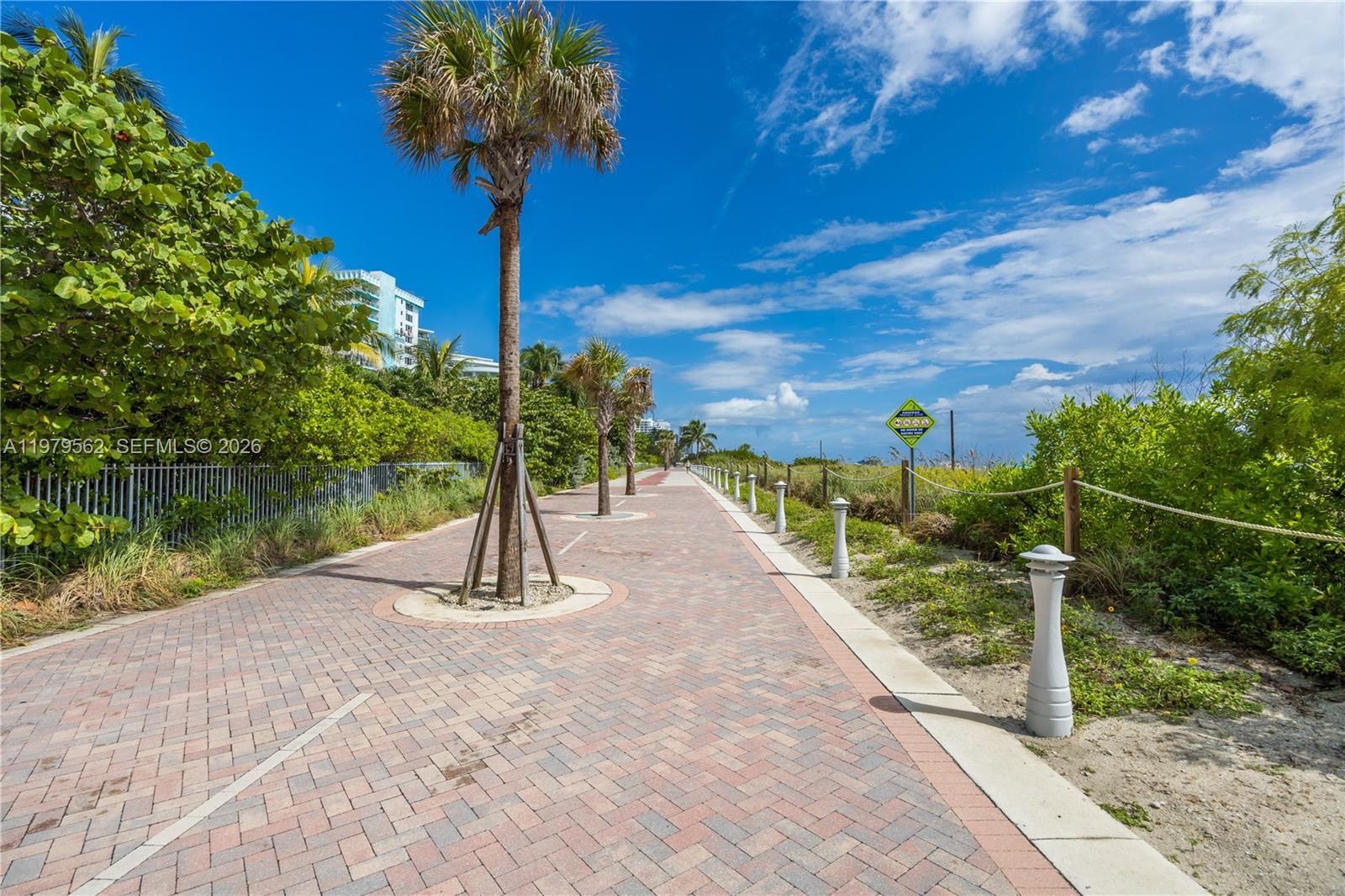 5055 Collins Ave # 5N