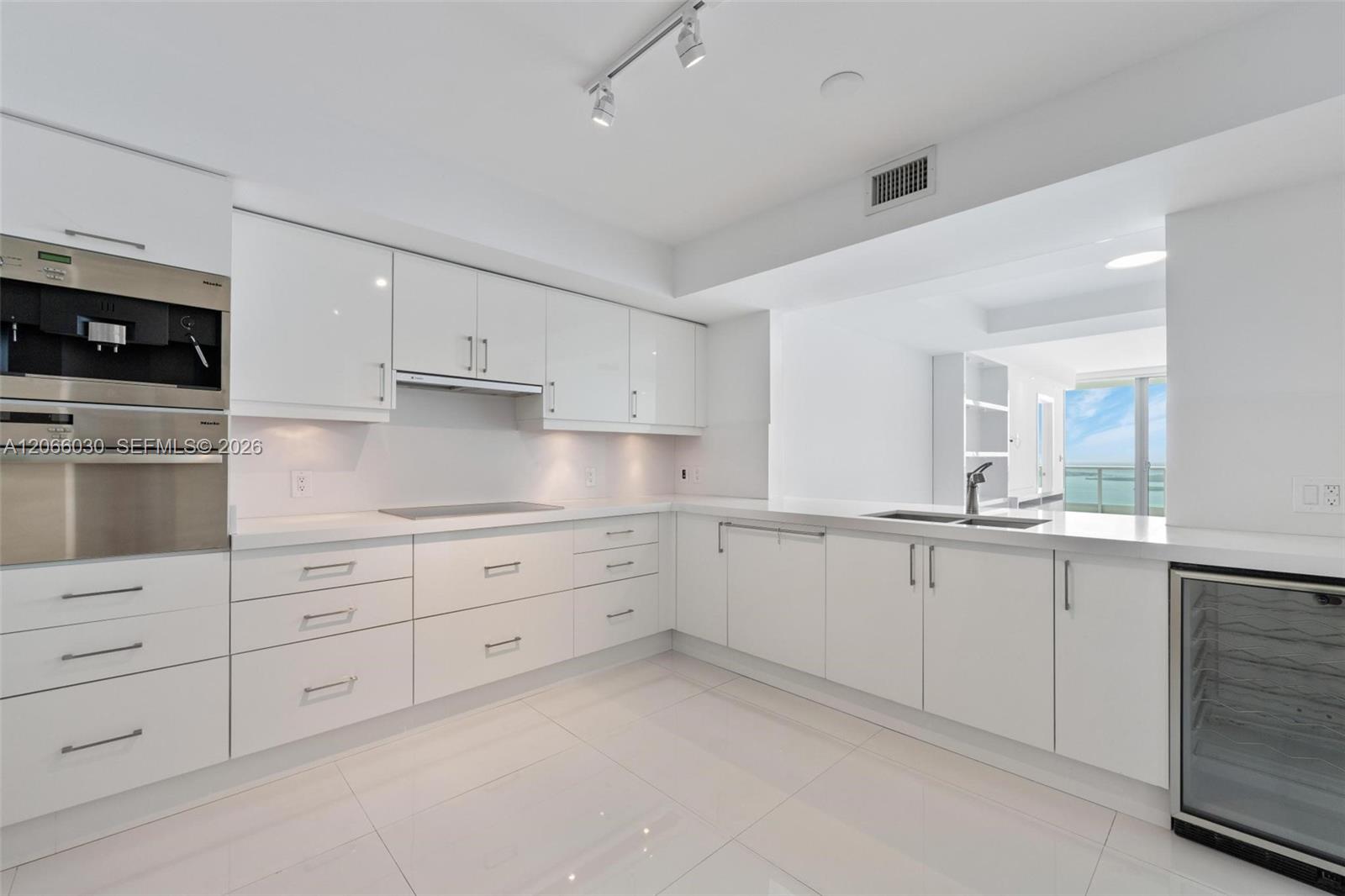 1331 Brickell Bay Dr # 4107