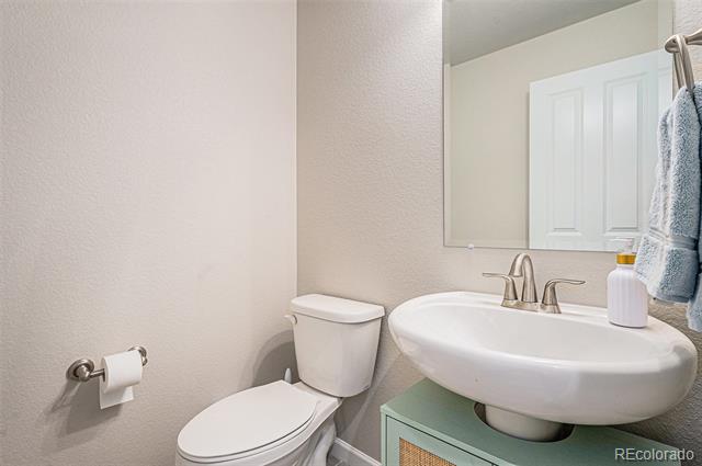 4532 Dewey Lane