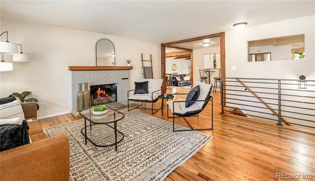 1700 Jewel Drive