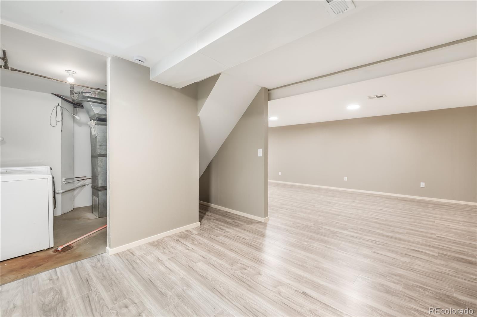 1700 Jewel Drive