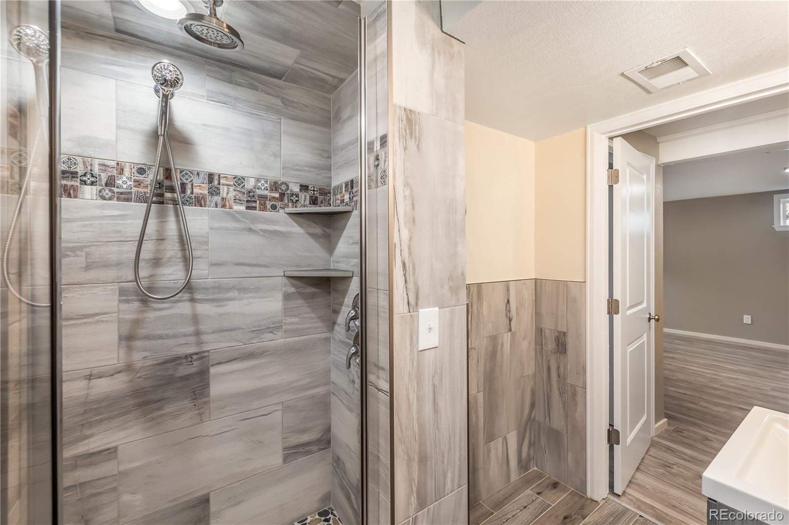 1700 Jewel Drive