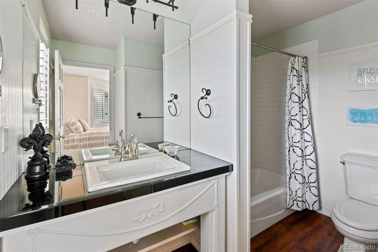 6766 Westwoods Circle