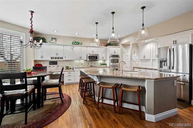 6766 Westwoods Circle