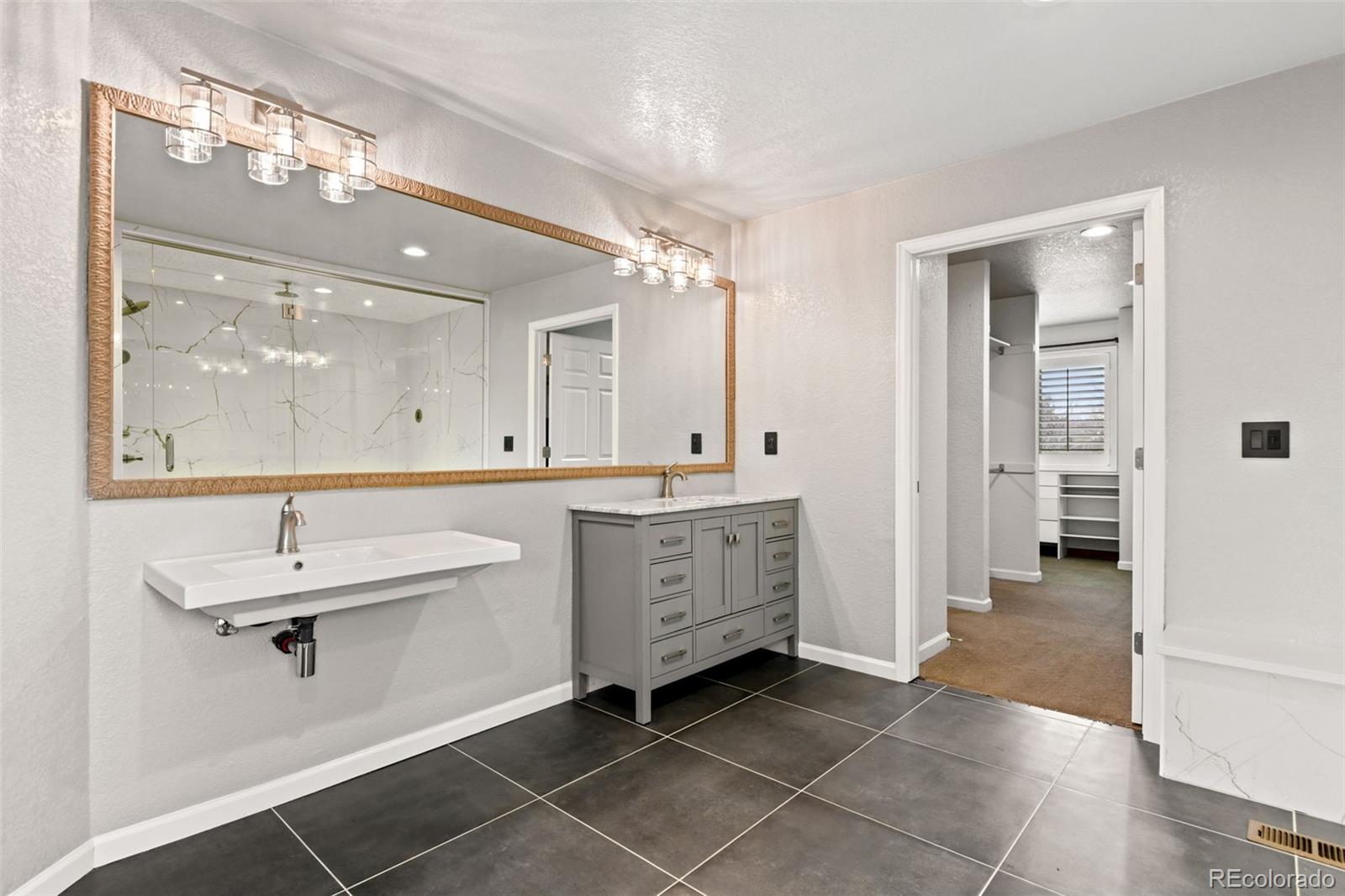 6766 Westwoods Circle